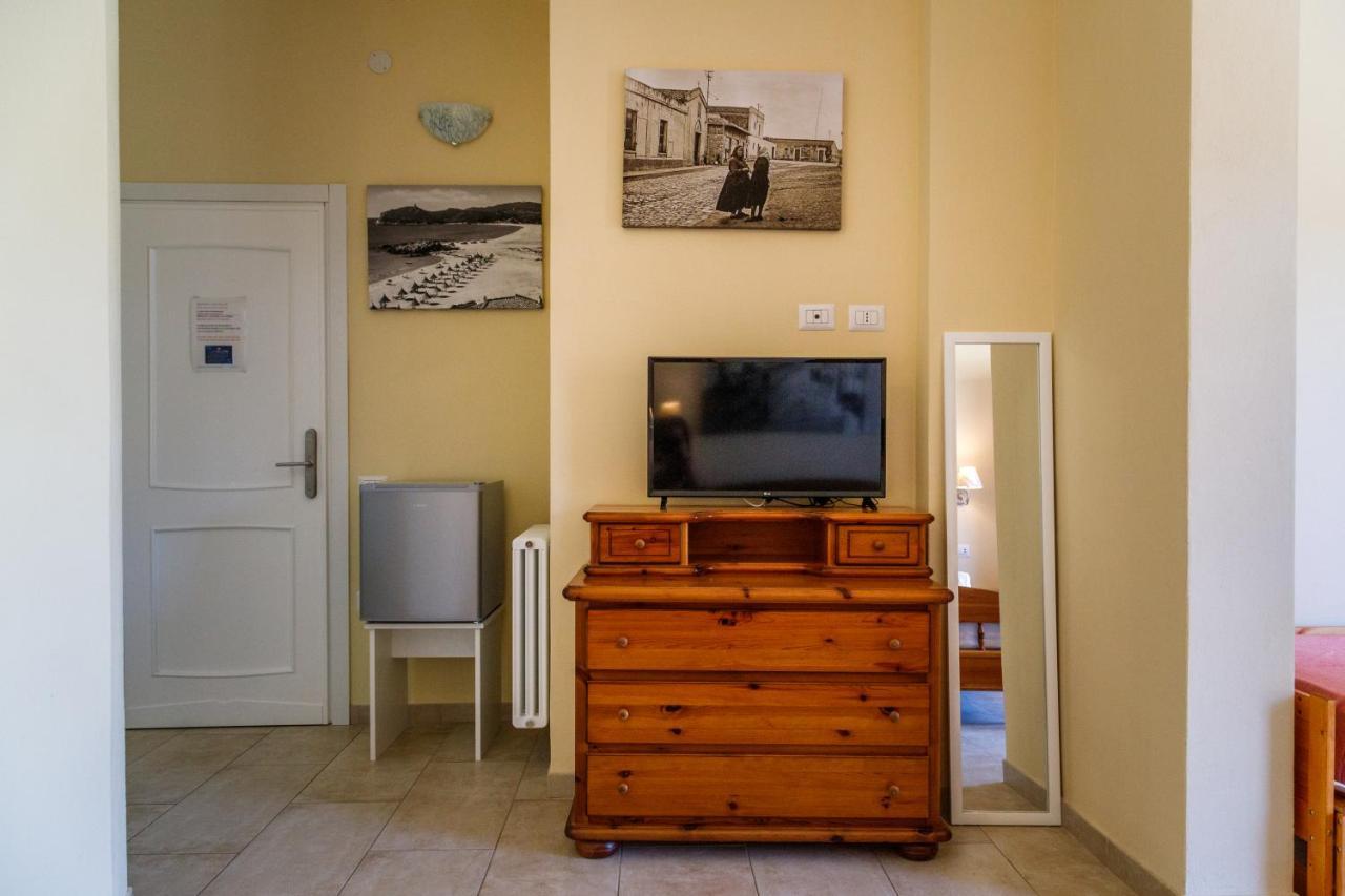 ヴィッラシミーウス Casa Tacconi Bed & Breakfast エクステリア 写真